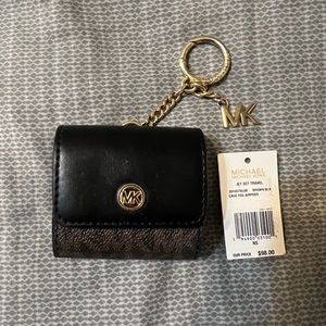 Michael Kors Jet Set Travel Case for AirPods- Brown/Black